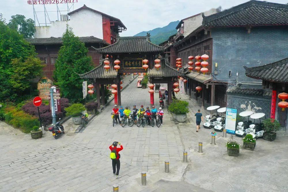 菩提祖师把孙悟空赶跑后去哪了？原来一直陪着猴哥，他成佛后才发现